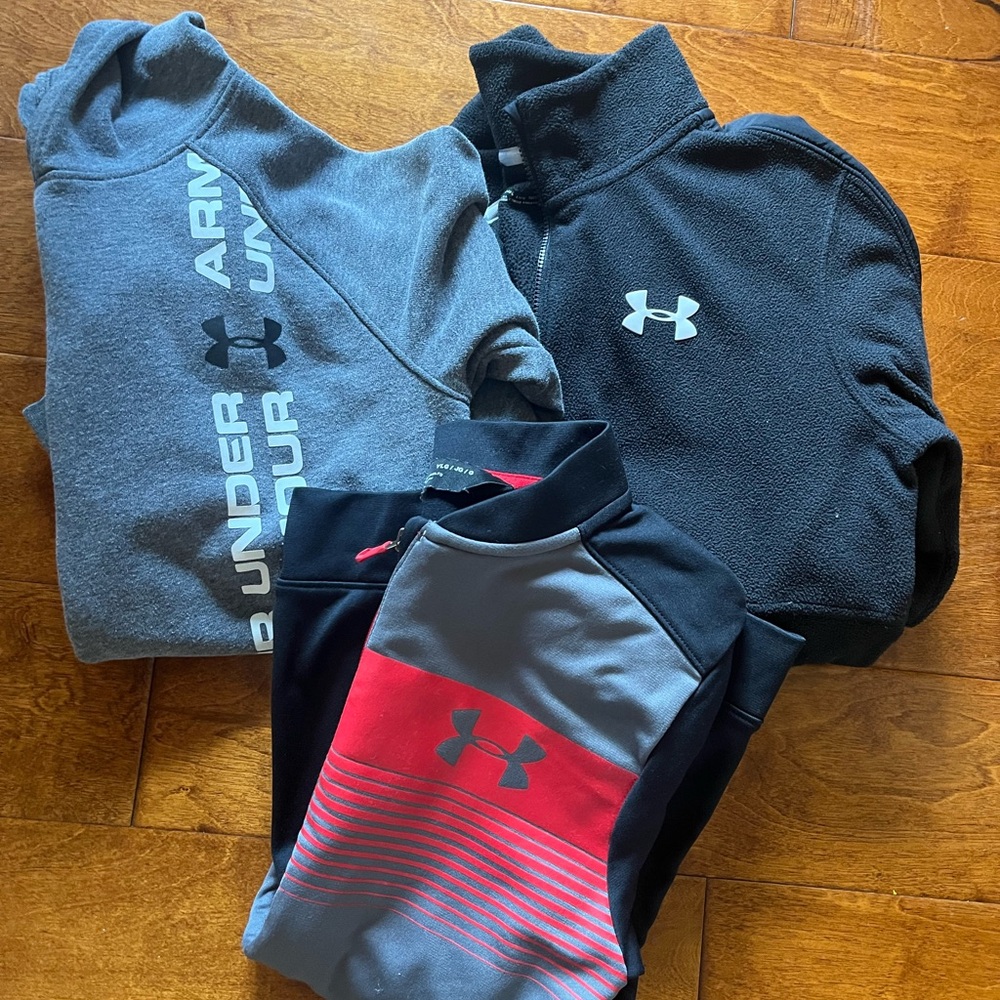 3 Under Armour Black and Gray Hoodie Set with Red Accents lot